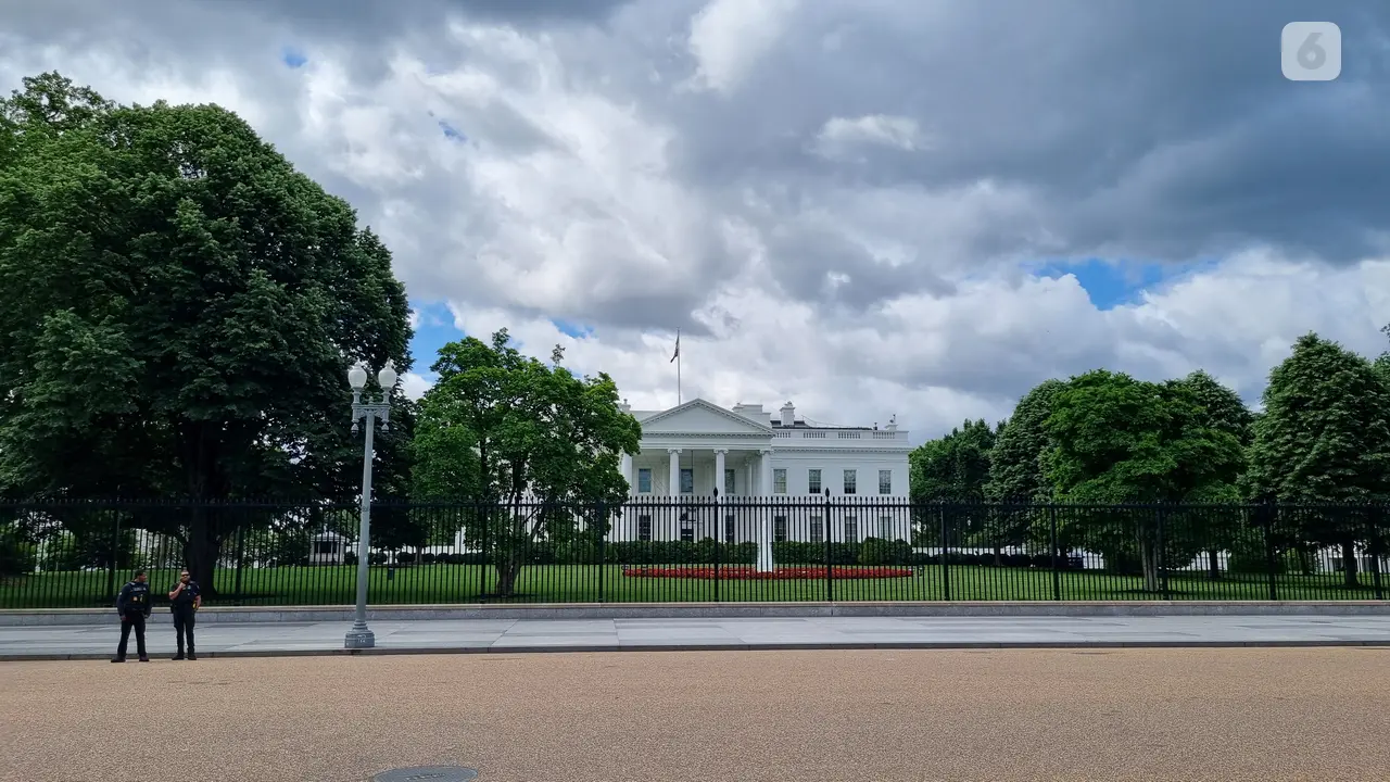 Gedung Putih, White House, di Washington, DC, Amerika Serikat. (Liputan6.com/Tanti Yulianingsih)