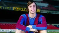 Johan Cruyff saat masih bermain untuk Barcelona. (dok. ad.nl)