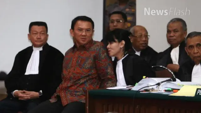 NEWS FLASH: Ahli Hukum Sidang Jessica Bersaksi di Sidang Ahok