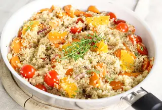 Banyak orang memilih menu yang praktis untuk sahur namun tetap mengenyangkan (Sumber: Pexels.com)