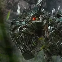 Ada robot bayi dinosaurus di trailer film Transformers: The Last Knight (Via: download-tv)