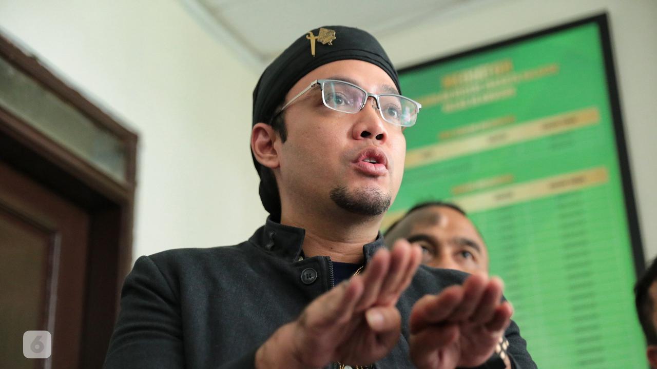 [Bintang] Sandy Tumiwa