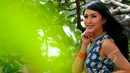 Lagu terbaru iMeyMey "Disitu Kadang Saya Merasa Sedih" menceritakan seseorang yang cintanya dikhianati. Foto diambil saat iMeyMey berkunjung ke Liputan6.com di SCTV Tower, Senayan, Jakarta, Kamis (12/3/2015). (Liputan6.com/Faisal R Syam)