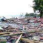 Bangunan rusak akibat tsunami di Selat Sunda (foto: BNPB)