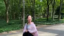 Haruka, di usia 32 tahun, berhasil menciptakan gaya fashion yang membaur sempurna dengan tren ABG, menjadikannya ikon gaya yang awet muda.