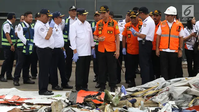 Menhub Tinjau Identifikasi Barang Temuan dan Serpihan JT 610