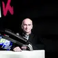 Igor Akrapovic, pendiri merek knalpot kenamaan Akrapovic (Foto: motorcyclenews.com).