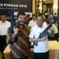 PT Pindad (Persero) meluncurkan empat produk senjata terbarunya di Kementerian Pertahanan, Jakarta pada Kamis (9/6/2016). (Foto: Ilyas Istianur/Liputan6.com)