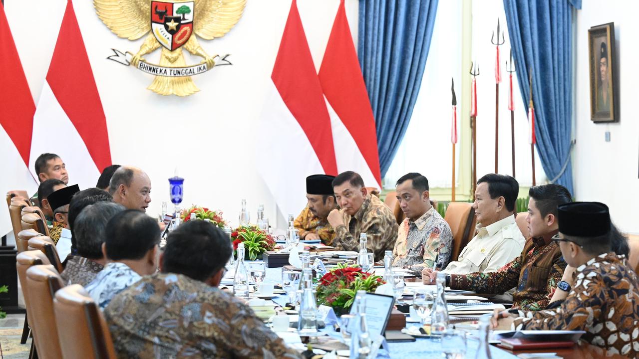 Prabowo Pimpin Rapat tentang Program MBG