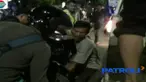 Tepat di Jalan Arteri Kebon Jeruk, korban nekat menyalip Bus Transjakarta dengan masuk melalui celah separator busway yang terbuka.