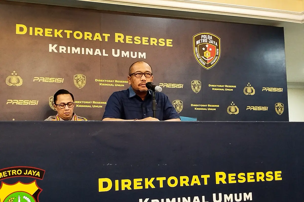 Direktur Reserse Kriminal Umum Polda Metro Jaya, Kombes Pol Wira Satya Triputra menerangkan soal judi online yang melibatkan pegawai Komdigi, Selasa (5/11/2024).