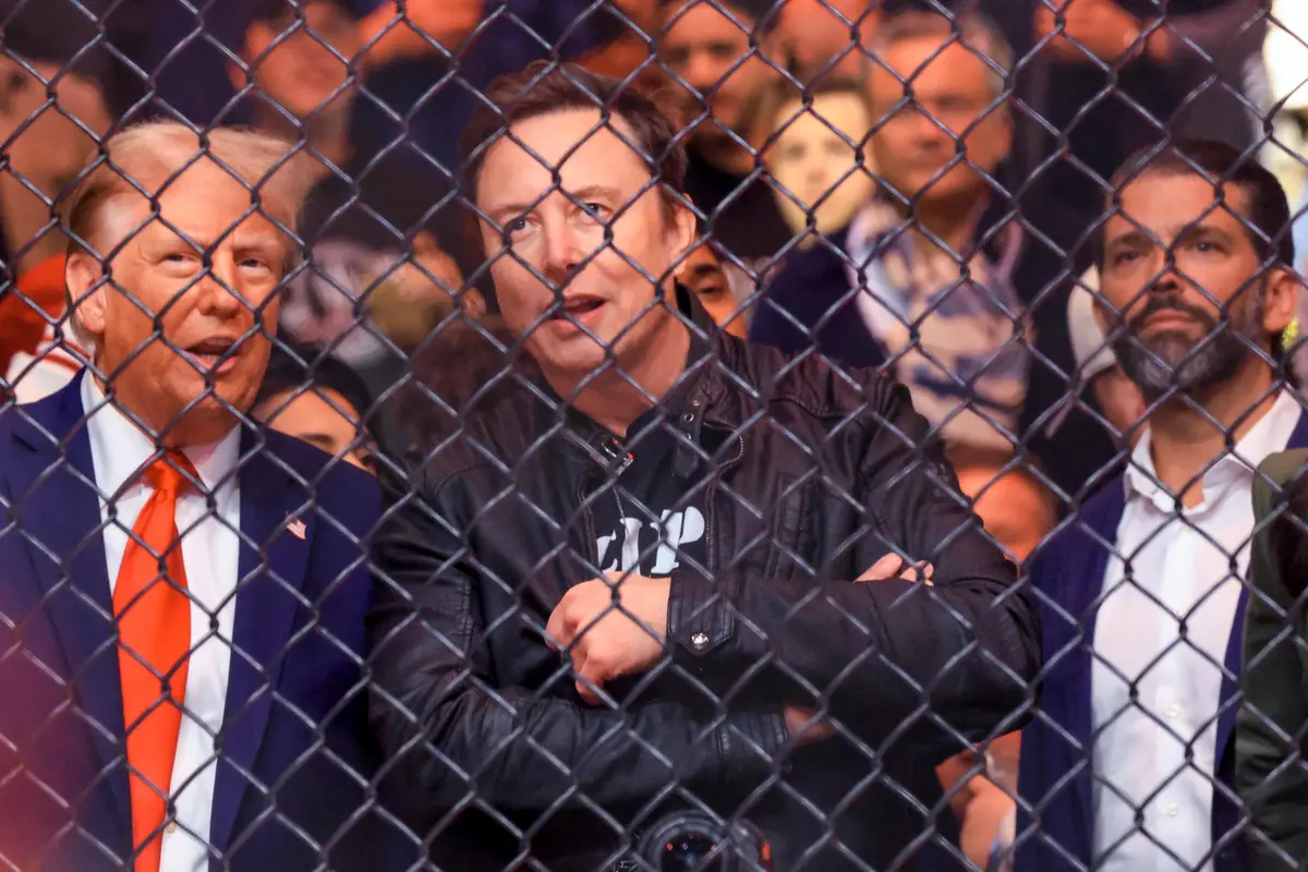 Bersama Elon Musk, Donald Trump Terpantau Saksikan Laga Utama Ultimate Fighting Championship