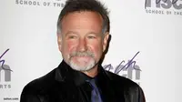 Tahun Ini, Robin Williams Sudah Bintangi 2 Film Remake