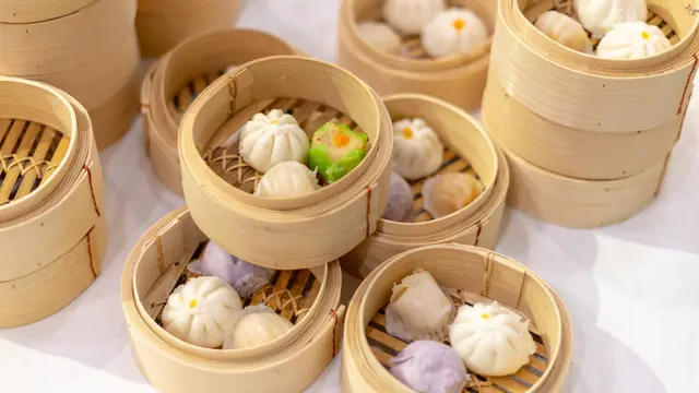 Pilihan Hampers Kekinian yang Bisa Jadi ‘Salam Perpisahan’ Saat Resign dari Kantor Lama