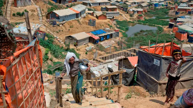 Banjir dan Tanah Longsor Ancam Ratusan Ribu Pengungsi Rohingya