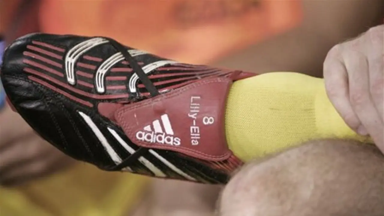 Koleksi Sepatu Mantan Gelandang Liverpool, Steven Gerrard