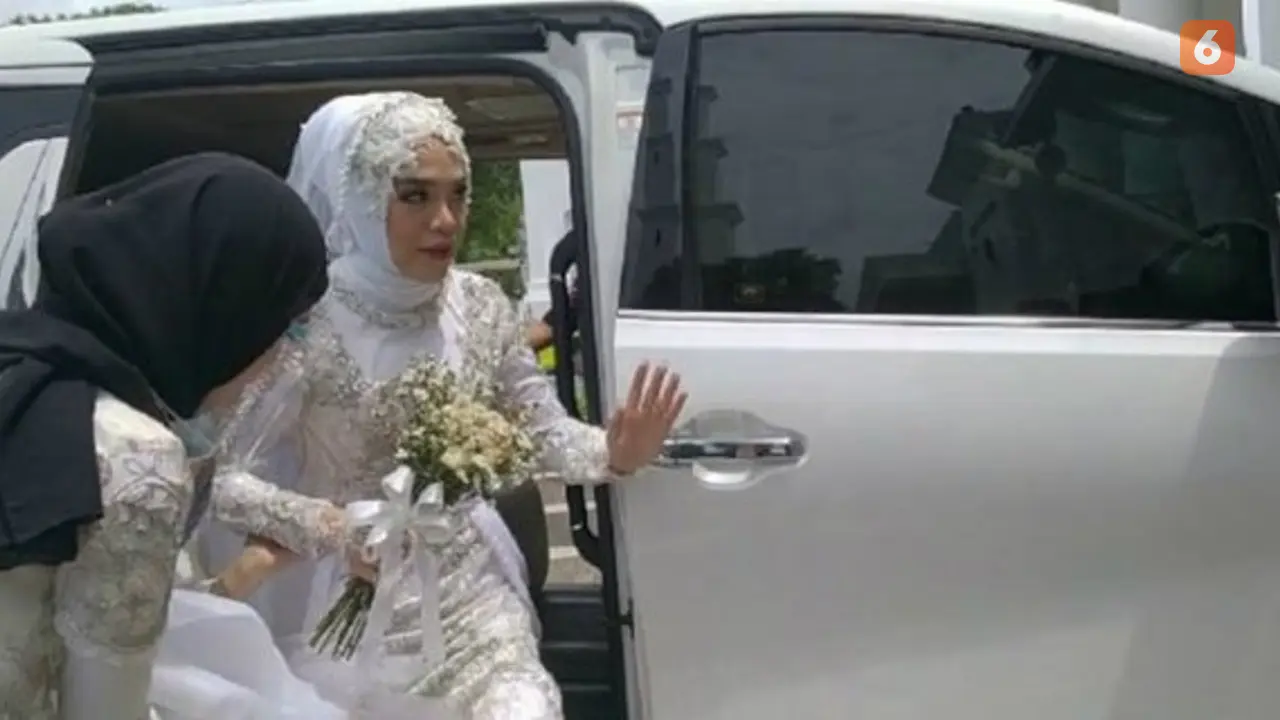Dokter Gigi ini Dimanjakan Mobil Dinas Wali Kota Bengkulu Saat Jadi Pengantin