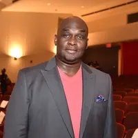 Kabar duka datang dari aktor senior Thomas Mikal Ford, atau yang akrab disapa Tommy Ford, pada usia 52 tahun di rumah sakit Atlanta pada Rabu (12/10). Tommy terkenal sebagai pengisi acara di serial sitcom ‘Martin’. (AFP/Bintang.com)