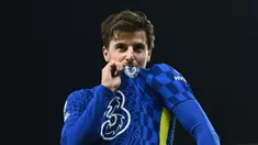 Beberapa jam sebelum pertandingan dimulai, publik dihebohkan oleh pemerintah Inggris yang membekukan semua aset Abramovich. Namun, kekisruhan itu tak memengaruhi mental bermain tim asuhan Thomas Tuchel tersebut. (AFP/Glyn Kirk)