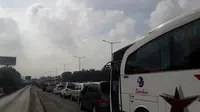 Libur Panjang, Tol Jatibening Padat Pagi Ini