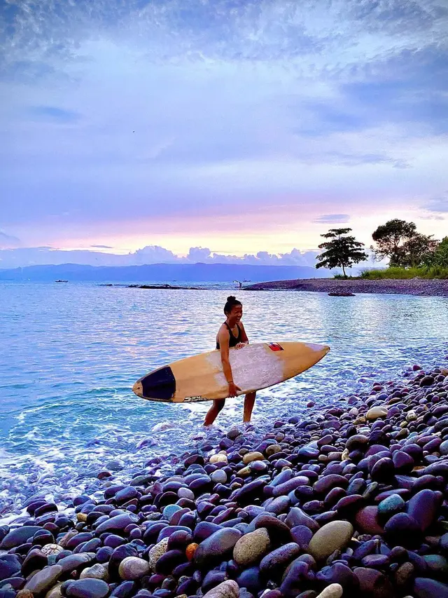 6 Potret Keseruan Nirina Zubir Nikmati Aktivitas Olahraga Air, Makin Bugar