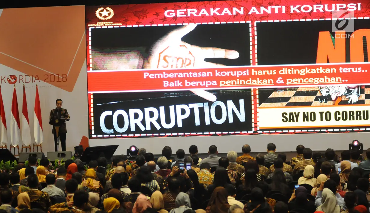 Presiden Joko Widodo (Jokowi) memberikan sambutan saat membuka Konferensi Nasional Pemberantasan Korupsi sekaligus Peringatan Hari Anti Korupsi Sedunia (Hakordia) 2018 di Jakarta, Selasa (4/12). Kegiatan ini diadakan oleh KPK. (Liputan6.com/Angga Yuniar)