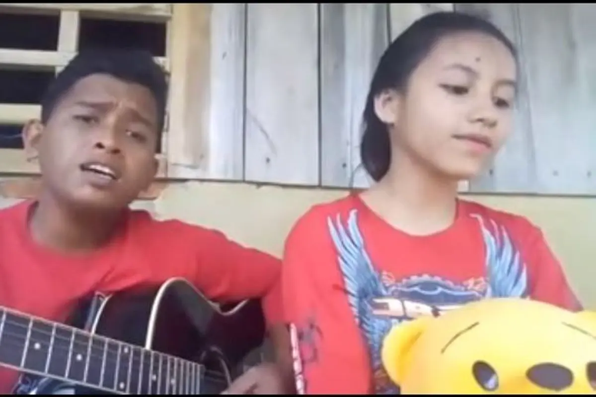 [Bintang] Gara-gara Lagu yang Viral, Nasib Tukang Nasi Goreng Ini Berubah