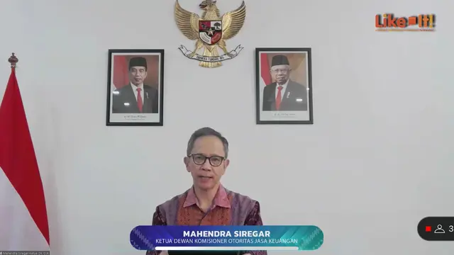 Ketua Dewan Komisioner OJK Mahendra Siregar