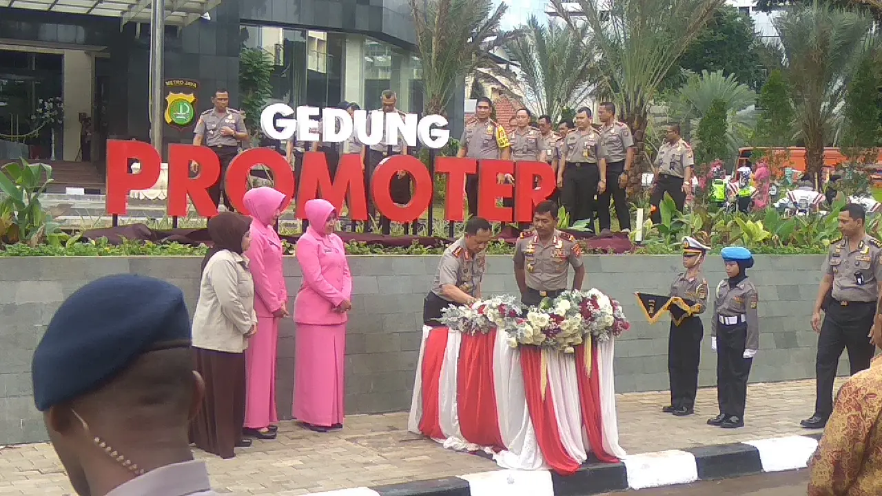 Kapolri meresmikan Gedung Promoter di Mapolda Metro Jaya (Liputan6.com/Nafiysul Qodar)