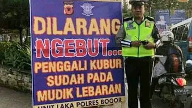 Ingatkan Pemudik, Deretan Spanduk Lucu Keselamatan Bikin Baper