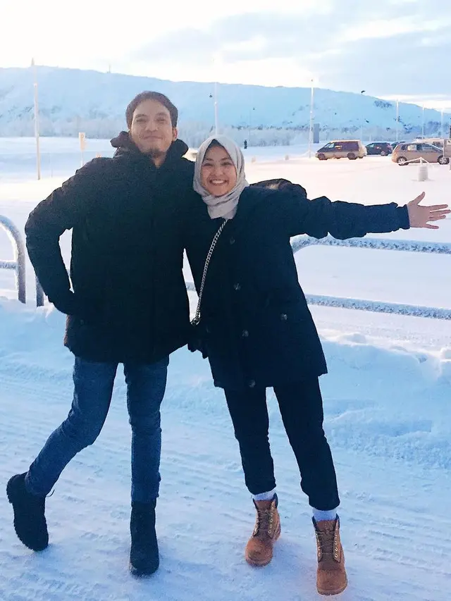 [Bintang] Natasha Rizky dan Desta