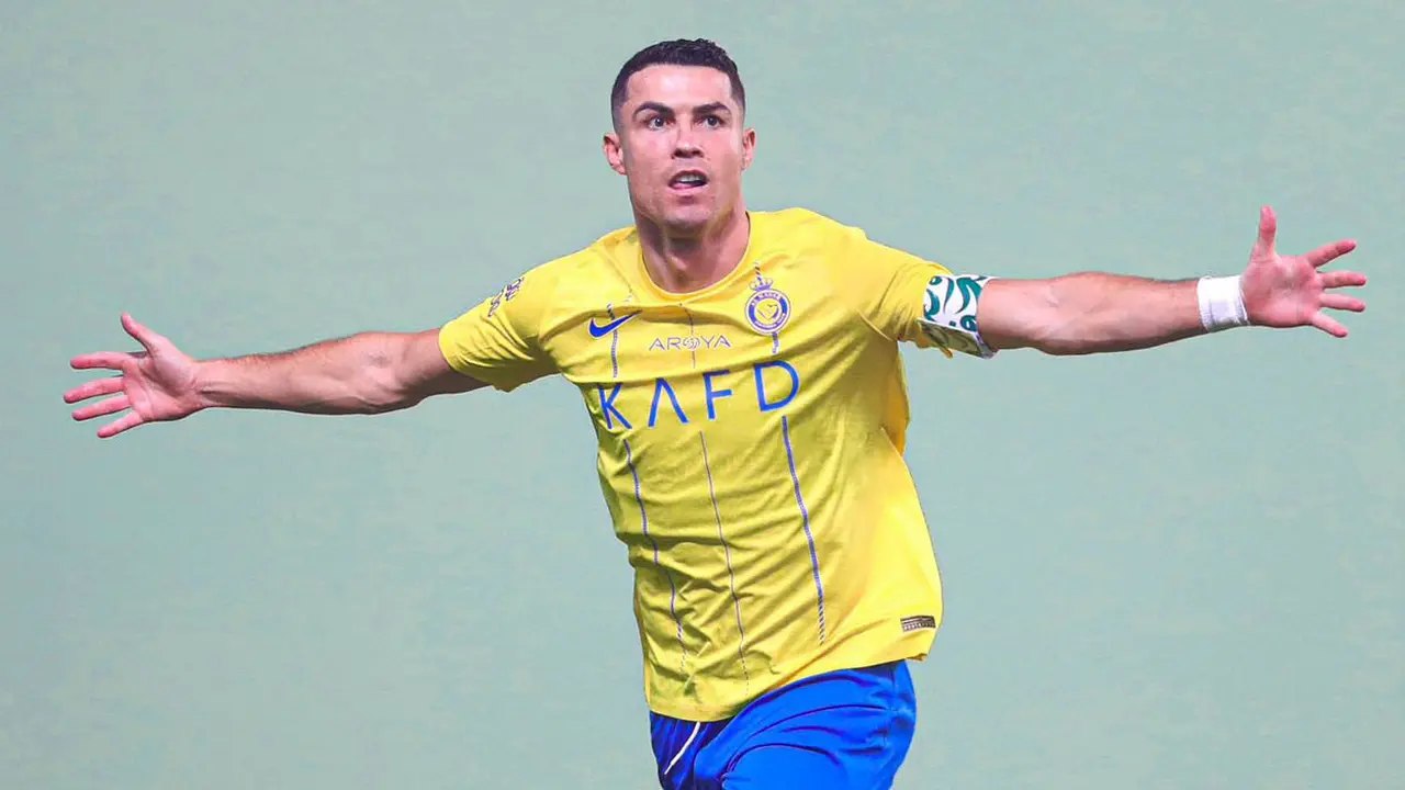 Foto: Selebrasi Gol Kabut Cristiano Ronaldo saat Al-Nassr Tumbangkan Al-Ahli di Liga Arab Saudi