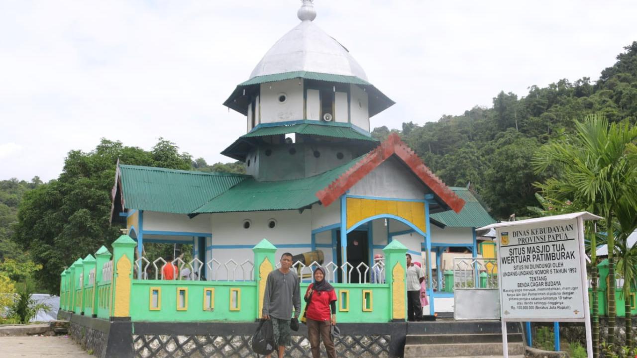 Masjid Patimburak Fakfak