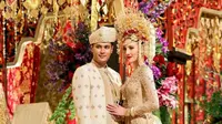 Varsha Adhikumoro dan Panji Trihatmodjo rayakan ulang tahun pernikahan yang ketiga (dok.Instagram/@varshaadhikumoro/https://www.instagram.com/p/CSGAmbApLL2/Komarudin)
