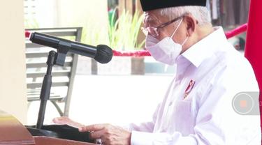 Wakil Presiden Ma'ruf Amin saat meresmikan Pasar Rakyat Pariaman. (Liputan6.com/ Novia Harlina)