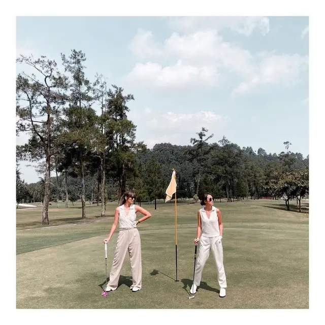 [Fimela] Nia Ramadhani dan Gita Janu