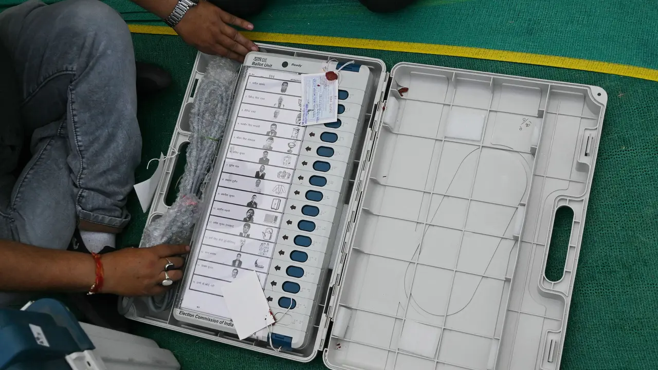 Mesin Pemungutan Suara Elektronik Didistribusikan