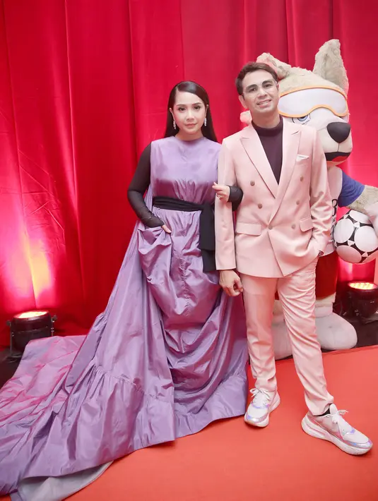 Pasangan Selebriti hadir dalam acara IFA 2020, Selasa (17/3/2020) malam. (Bambang E Ros/Fimela.com)