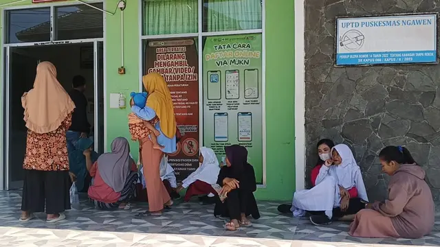 Orang tua 19 Siswa SDN di Blora Panik anaknya keracunan MBG