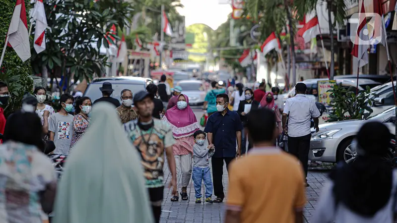 FOTO: Geliat Pasar Baru di Masa PPKM Level 4