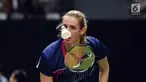 Tunggal puteri Denmark, Natalia Koch Rohde saat melawan Chen Xiaoxin (Tiongkok) pada babak pertama turnamen Indonesia Masters 2018 di Istora Senayan, Jakarta, Rabu (24/1). Natalia kalah 10-21, 3-21. (Liputan6.com/Helmi Fithriansyah)