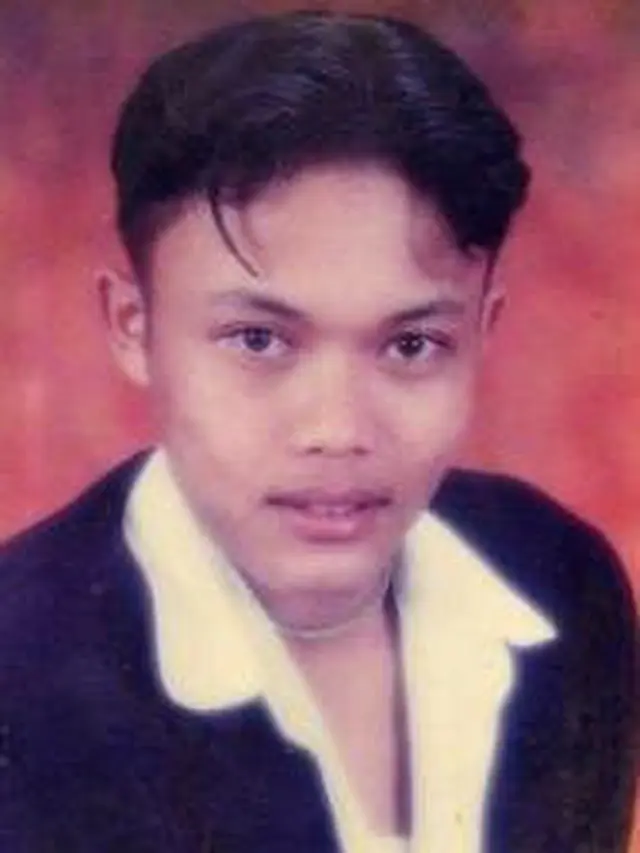6 Potret Lawas Sule Saat ABG Hingga Beranjak Dewasa, Pasfoto SMA Curi Perhatian