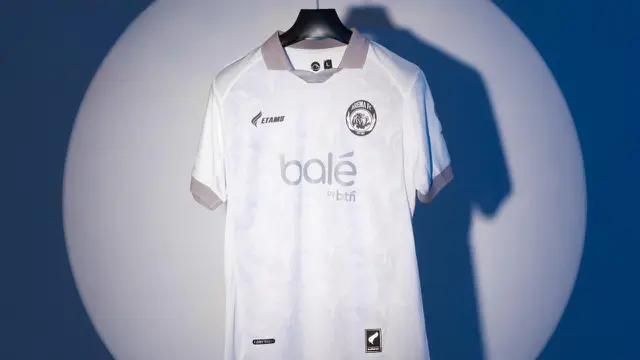 Jersey Arema FC