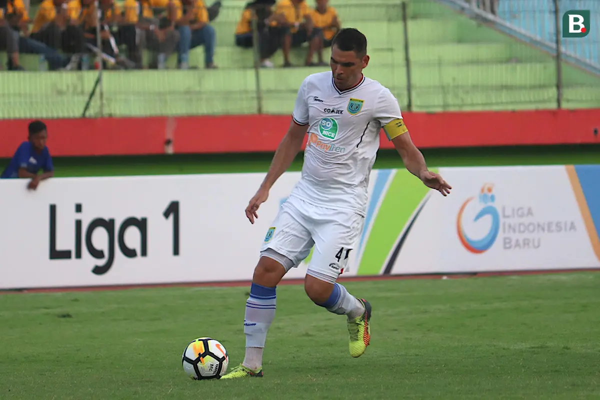 Wallace Costa Alves Persela