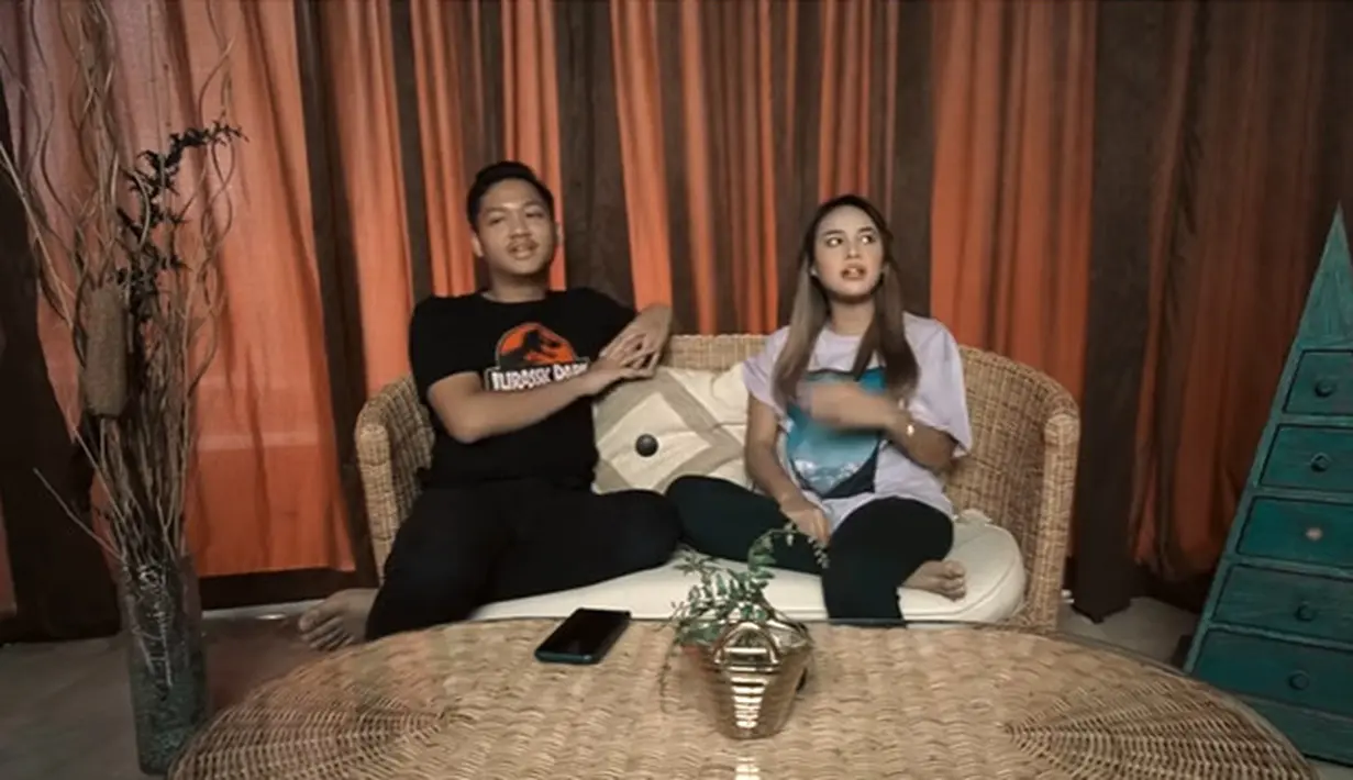 Azriel dan Aurel Hermansyah (Youtube/The Hermansyah A6)