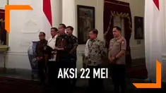 Presiden Joko Widodo atau Jokowi angkat bicara terkait kerusuhan yang terjadi pasca pengumuman pemenang Pilpres. Jokowi menegaskan dirinya tak akan memberikan toleransi kepada pihak-pihak yang menganggu keamanan dan proses demokrasi.