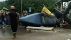 Sebuah helikopter jatuh di kawasan industri Sulawesi Tengah.