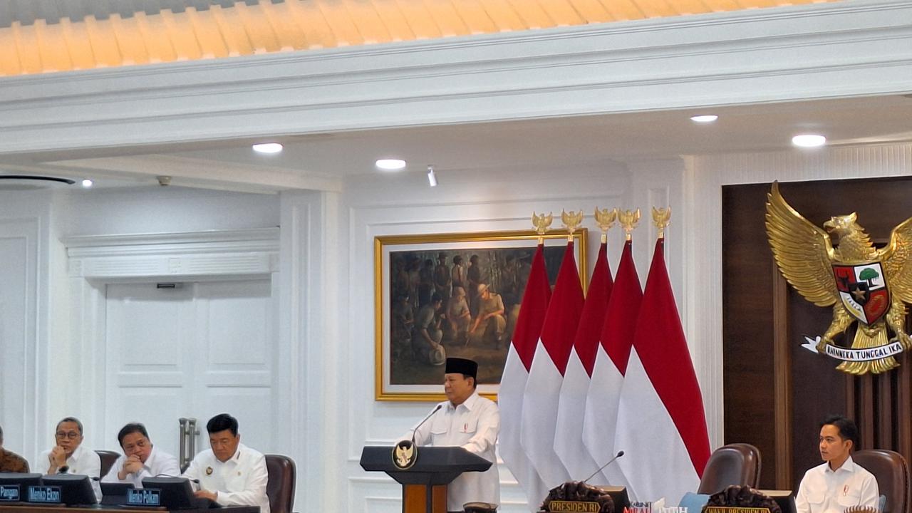 Presiden Prabowo Subianto di Kantor Presiden Jakarta, Jumat (21/3/2025) (Liputan6.com/Lizsa Egeham)