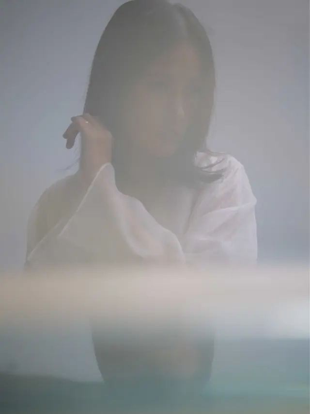 Beberapa fakta tentang single kedua Titi Radjo