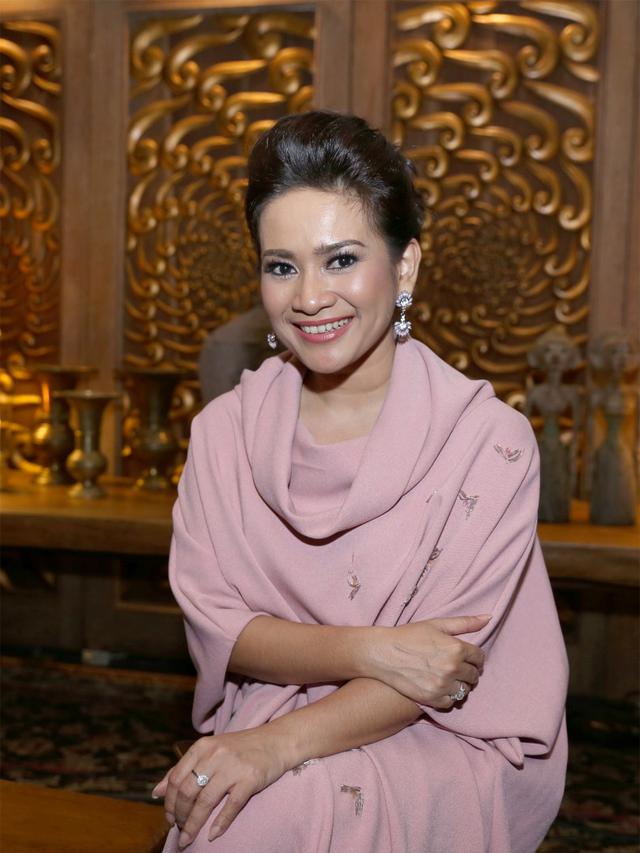 [Bintang] Ike Nurjanah